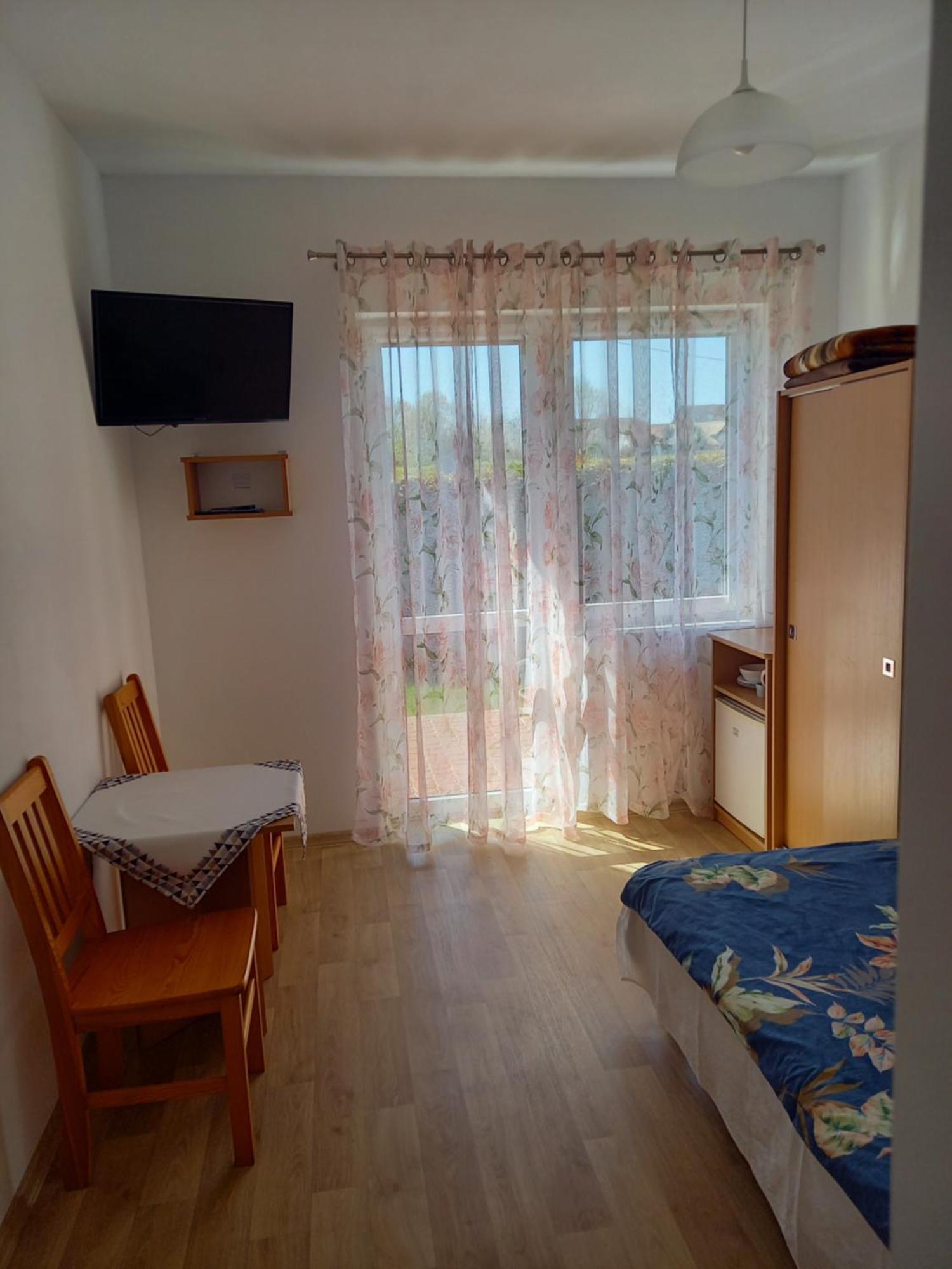 Pokoje Goscinne U Teresy Mrzeżyno Εξωτερικό φωτογραφία