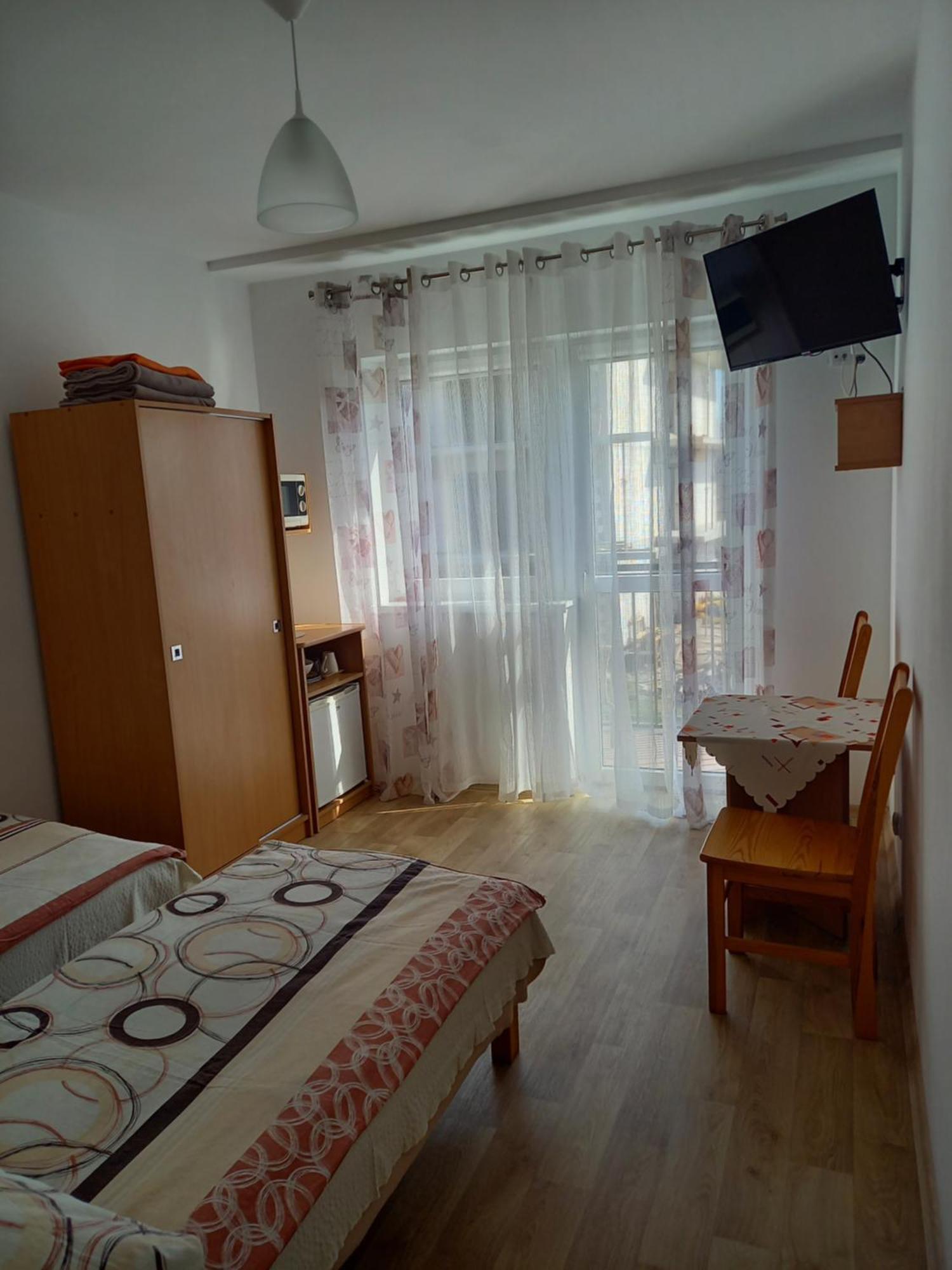 Pokoje Goscinne U Teresy Mrzeżyno Εξωτερικό φωτογραφία