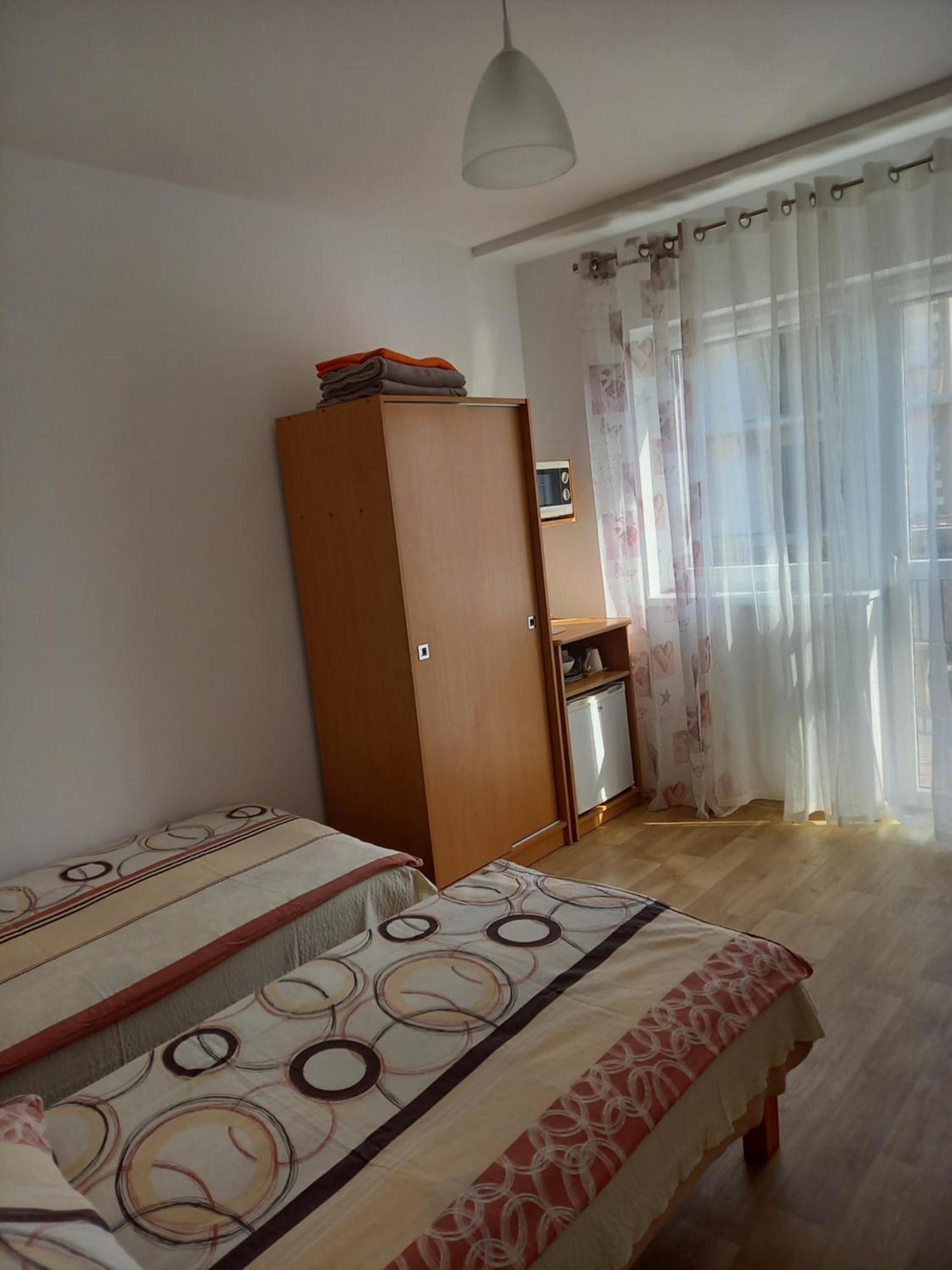 Pokoje Goscinne U Teresy Mrzeżyno Εξωτερικό φωτογραφία
