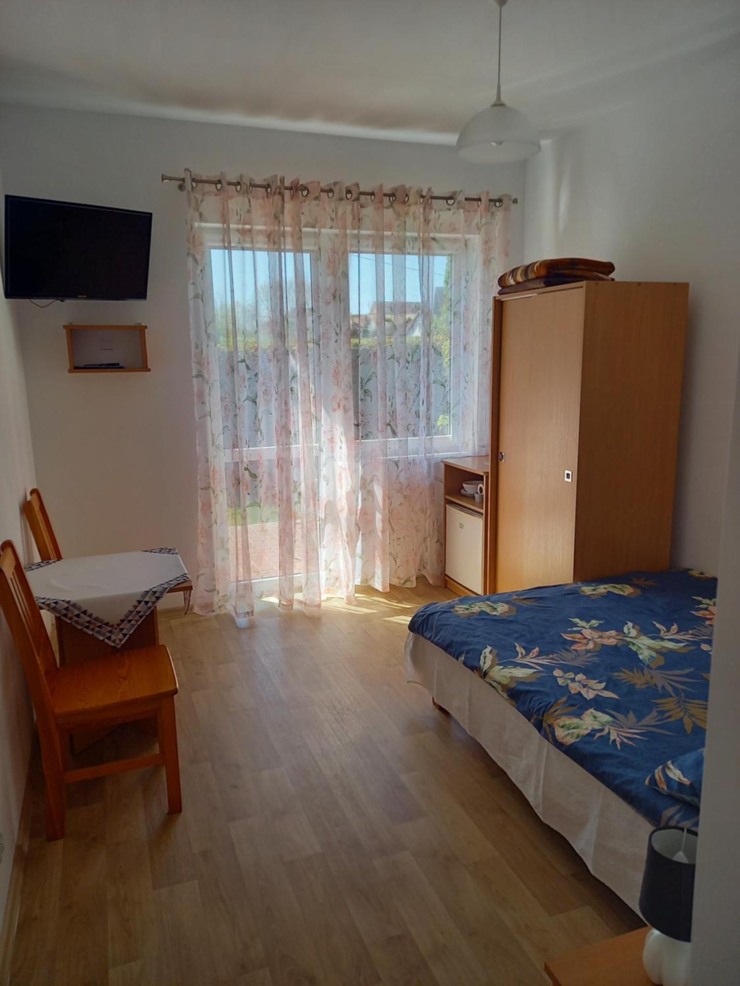 Pokoje Goscinne U Teresy Mrzeżyno Εξωτερικό φωτογραφία
