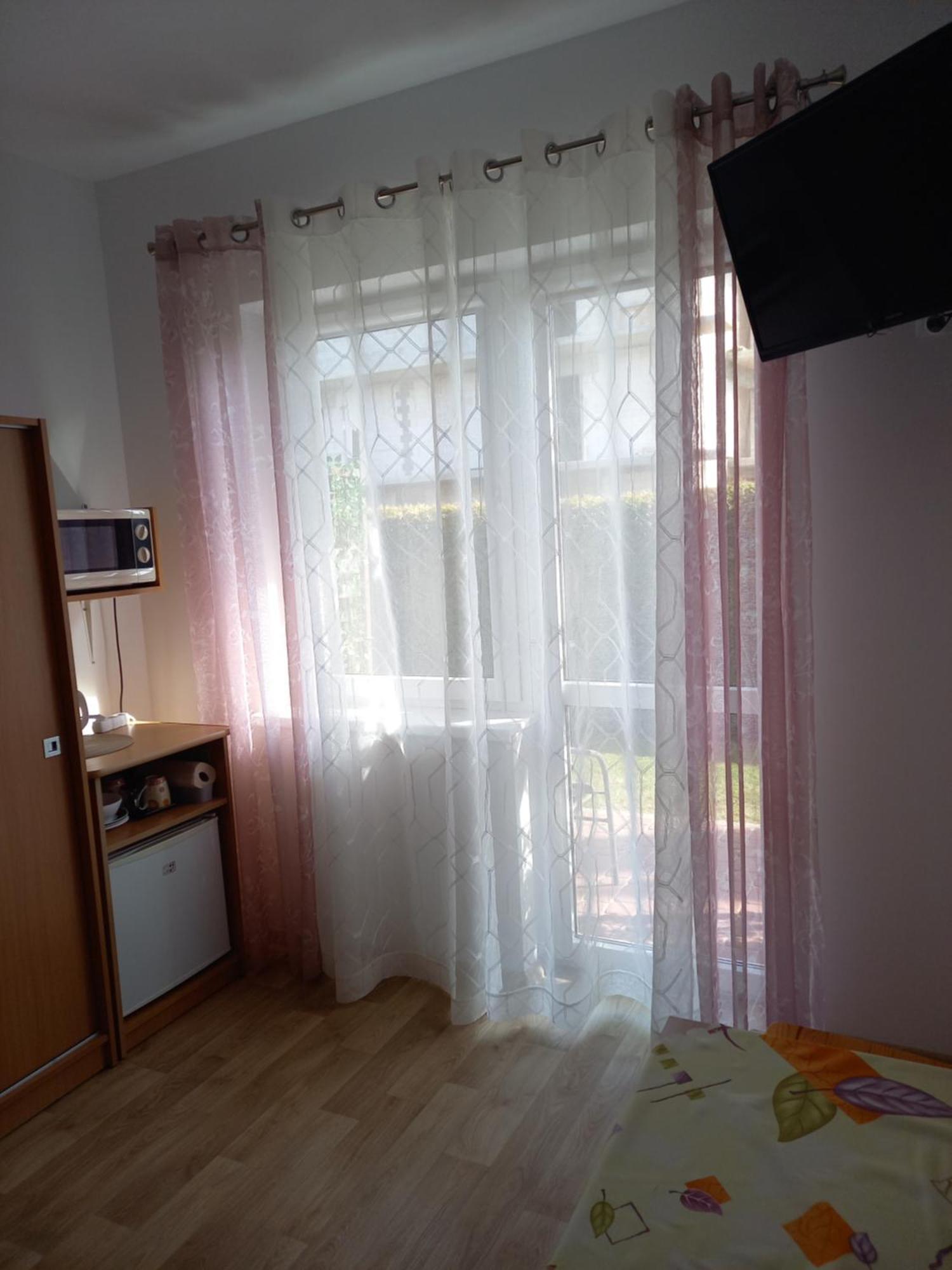 Pokoje Goscinne U Teresy Mrzeżyno Εξωτερικό φωτογραφία