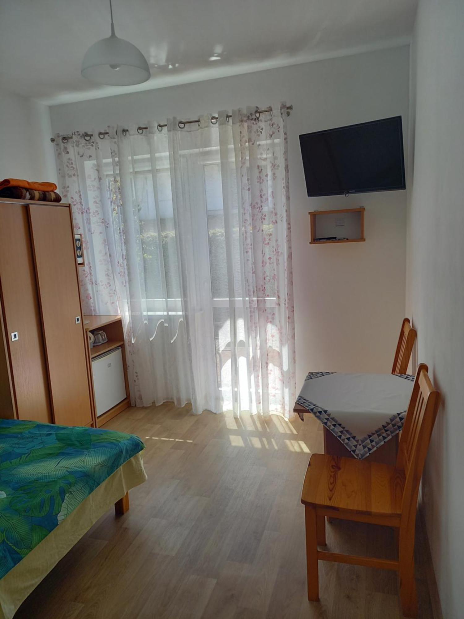 Pokoje Goscinne U Teresy Mrzeżyno Εξωτερικό φωτογραφία